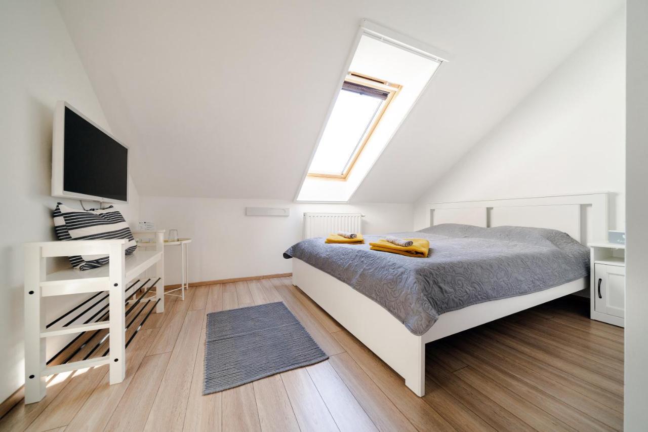 Guba Vendeghaz Bed & Breakfast Gyorujbarat Luaran gambar